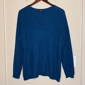 Cashmere Deep Blue V-Neck Sweater